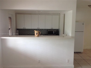 Beach Condo For Sale in Hollywood, Florida