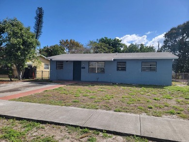 Beach Home Sale Pending in Deerfield Beach, Florida