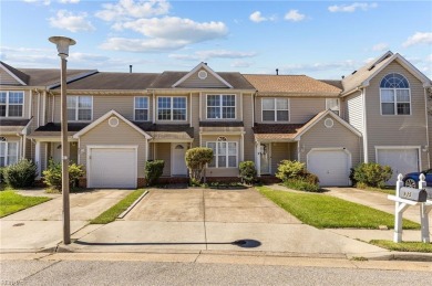 Beach Townhome/Townhouse For Sale in Hampton, Virginia