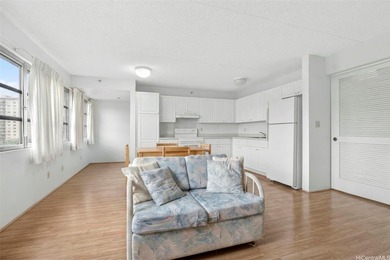 Beach Condo For Sale in Honolulu, Hawaii