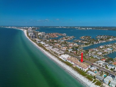 Beach Condo For Sale in Belleair Beach, Florida