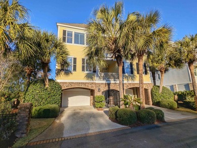 Beach Home For Sale in Pawleys Island, South Carolina