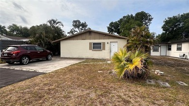 Beach Townhome/Townhouse For Sale in Largo, Florida