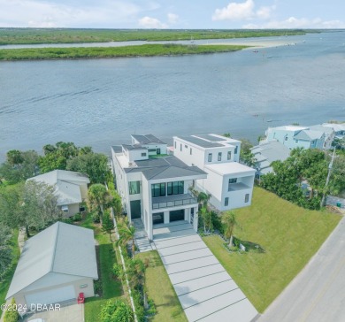 Beach Home For Sale in New Smyrna Beach, Florida