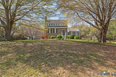 Beach Home For Sale in Suffolk, Virginia