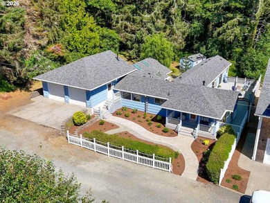 Beach Home For Sale in Cannon Beach, Oregon