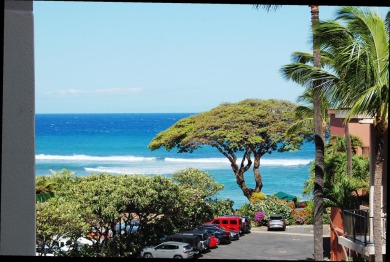 Beach Condo For Sale in Lahaina, Hawaii