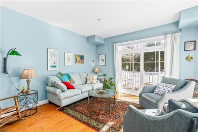 Beach Condo Active Under Contract in South Kingston, Rhode Island