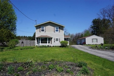 Beach Home For Sale in Geneva, Ohio