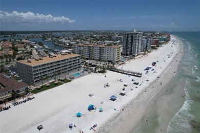 Beach Condo For Sale in Redington Shores, Florida