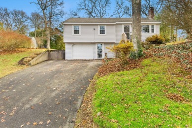 Beach Home For Sale in Pocasset, Massachusetts