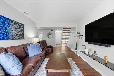 Beach Townhome/Townhouse For Sale in Virginia Beach, Virginia