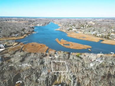 Beach Lot For Sale in Southold, New York