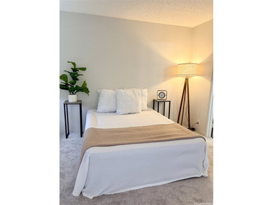 Beach Condo For Sale in Waipahu, Hawaii