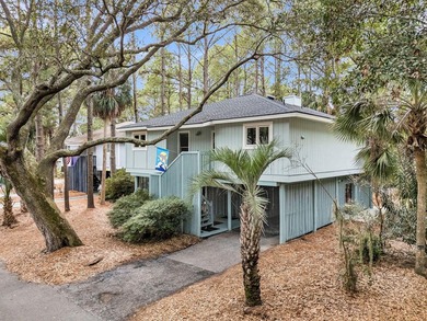 Beach Home For Sale in Isle of Palms, South Carolina