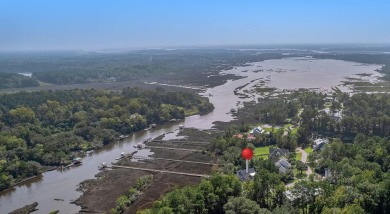 Beach Home For Sale in Hollywood, South Carolina