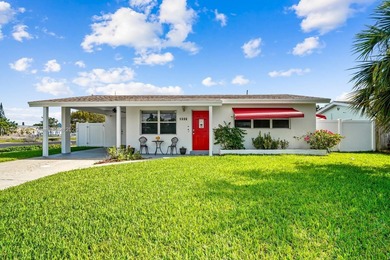 Beach Home Sale Pending in Lantana, Florida