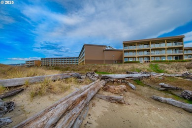 Beach Condo For Sale in Florence, Oregon