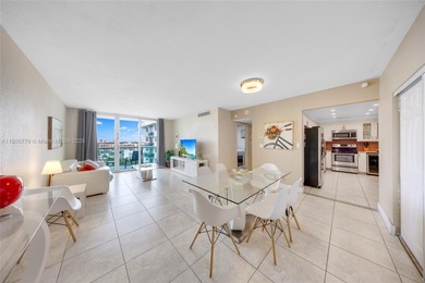 Beach Condo For Sale in Hollywood, Florida