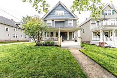 Beach Home Sale Pending in Lakewood, Ohio