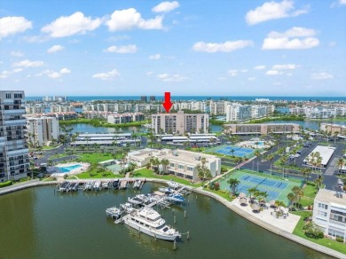 Beach Condo For Sale in South Pasadena, Florida