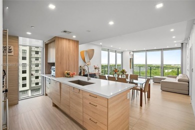Beach Condo For Sale in North Miami Beach, Florida