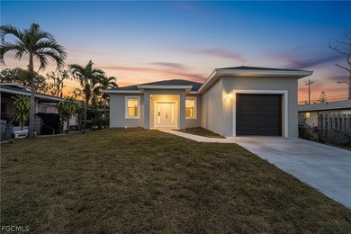 Beach Home For Sale in Fort Myers, Florida