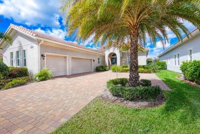 Beach Home For Sale in Port Saint Lucie, Florida