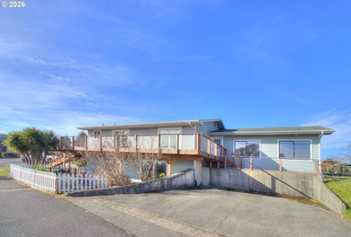 Beach Home For Sale in Brookings, Oregon