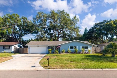Beach Home Sale Pending in Largo, Florida