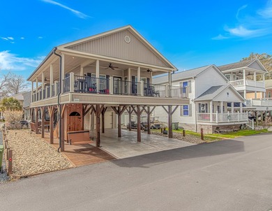 Beach Home For Sale in Myrtle Beach, South Carolina