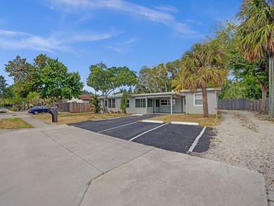 Beach Home For Sale in Delray Beach, Florida