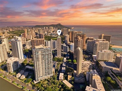Beach Condo Active Under Contract in Honolulu, Hawaii