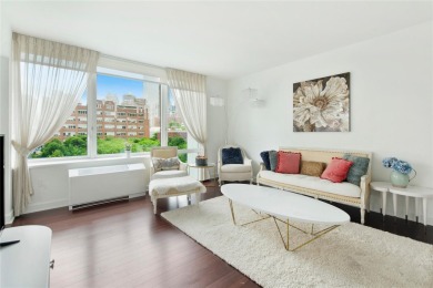 Beach Condo For Sale in New York, New York