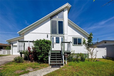 Beach Home For Sale in St. Petersburg, Florida