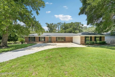 Beach Home Active Under Contract in Green Cove Springs, Florida