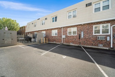 Beach Condo For Sale in Margate, New Jersey