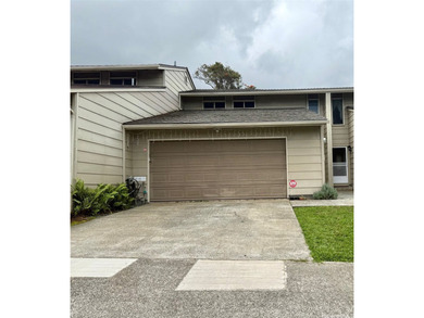 Beach Home For Sale in Kaneohe, Hawaii