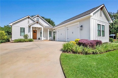 Beach Home For Sale in Fairhope, AL