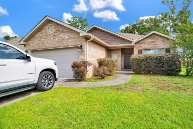 Beach Home For Sale in Foley, Alabama