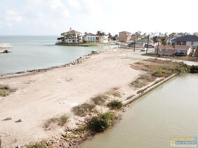 Beach Lot For Sale in Port Isabel, Texas