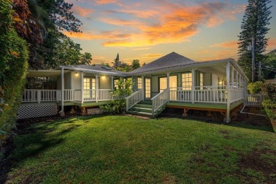 Beach Home For Sale in Haiku, Hawaii