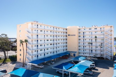 Beach Condo For Sale in Daytona Beach, Florida