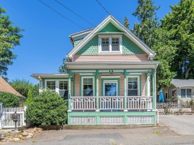 Beach Home Sale Pending in Sea Cliff, New York