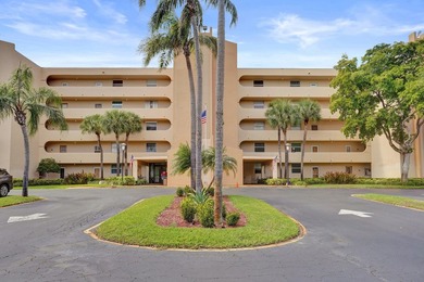 Beach Condo For Sale in Boca Raton, Florida