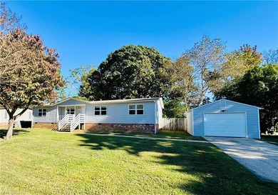 Beach Home For Sale in Yorktown, Virginia