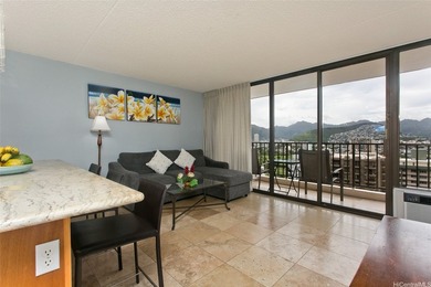 Beach Condo For Sale in Honolulu, Hawaii