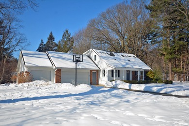 Beach Home Sale Pending in Holland, Michigan