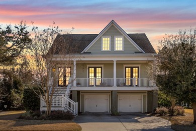 Beach Home For Sale in Mount Pleasant, South Carolina