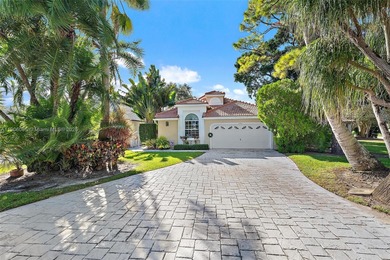 Beach Home For Sale in Palm Beach Gardens, Florida